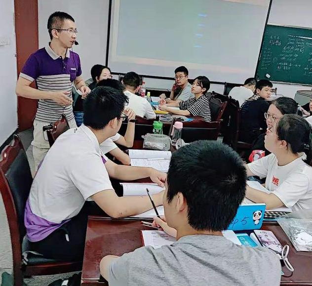昆明小学英语冬令营多少钱